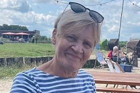 Waltraud Ralle Klein in Dangast (Nordsee) im Sommer 2025