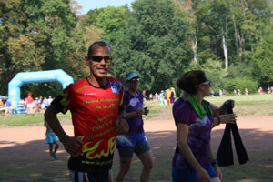 Ingo nimmt regelmäßig an Laufveranstaltungen teil, ist sogar schon einen Ultramarathon gelaufen.